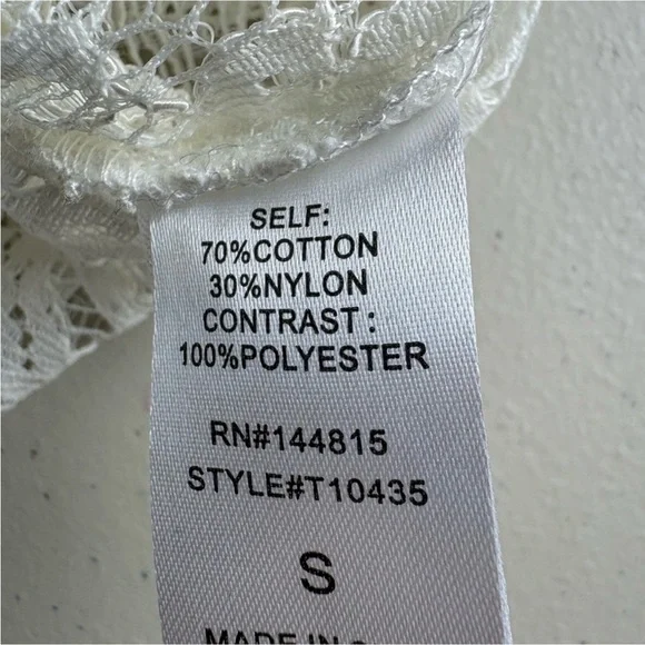 NWT Ruffle lace blouse small - Picture 8 of 9